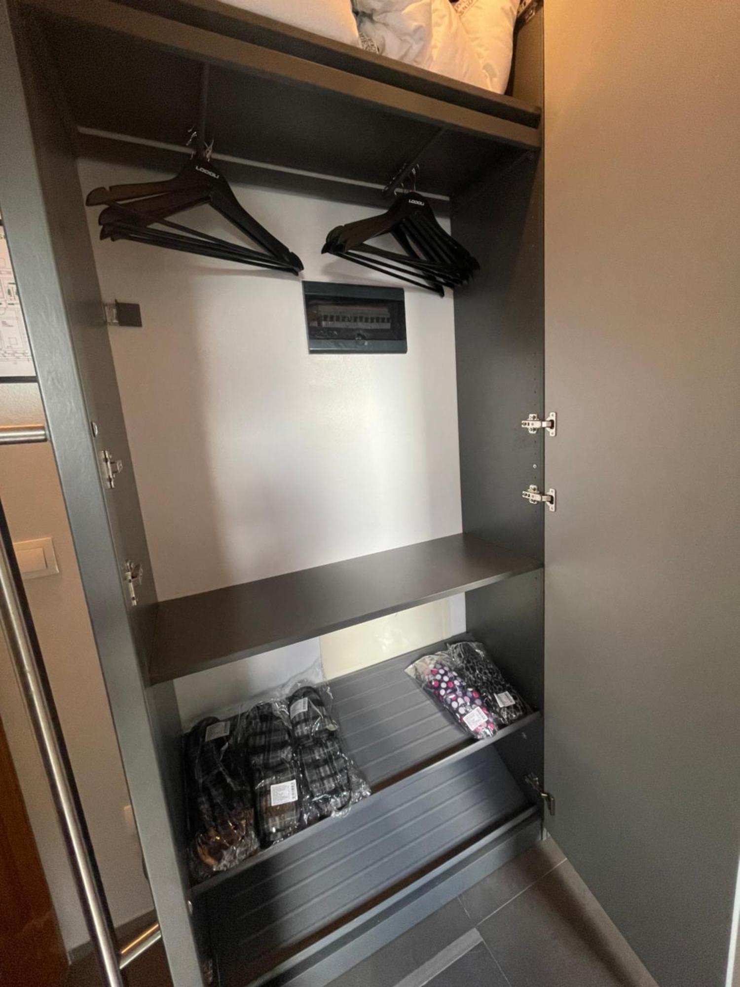 Vila Milka - Balkon - Besplatan Parking - Samostalna Prijava Karlovac Exteriör bild