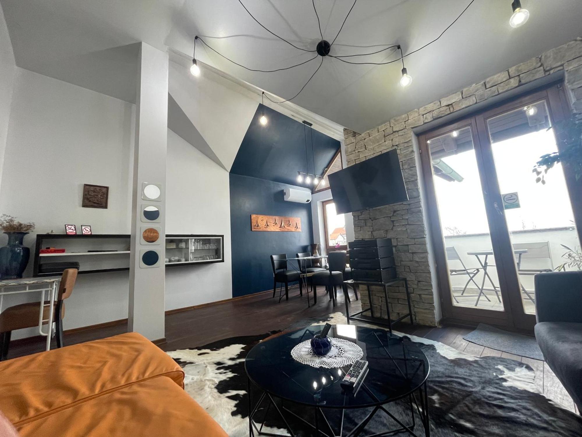 Vila Milka - Balkon - Besplatan Parking - Samostalna Prijava Karlovac Exteriör bild